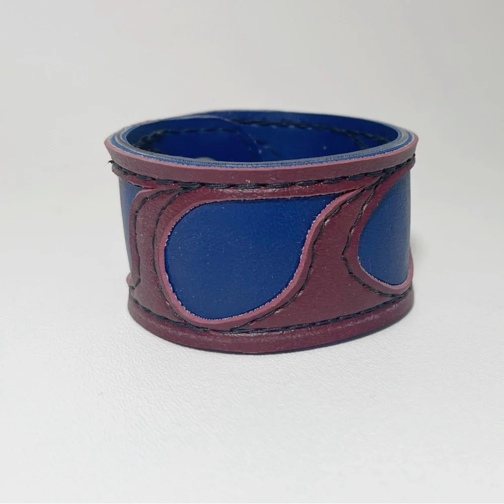 Handmade Vinyl Cuff - Picture 4 of 9